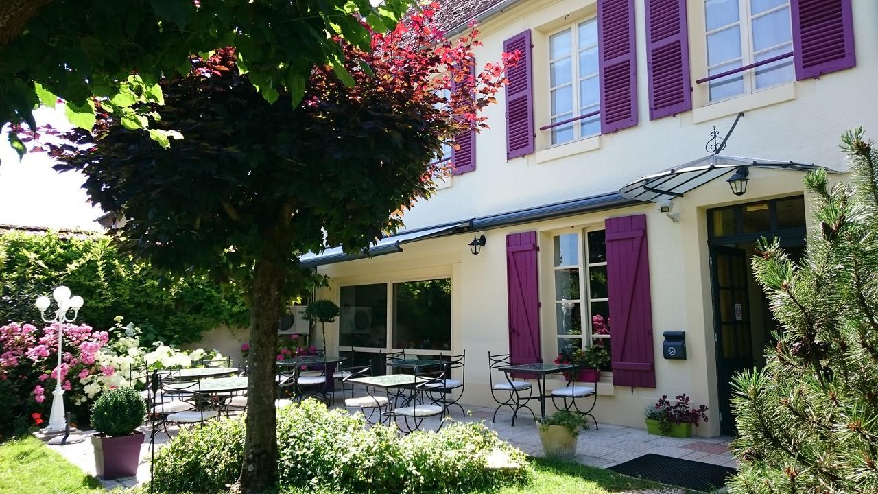 Logis - Hotel Restaurant Les Tilleuls Saint-Florentin  Luaran gambar
